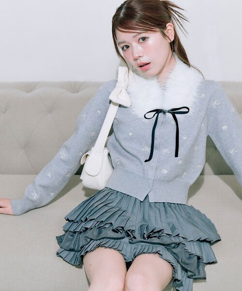 OLIVE des OLIVE（オリーブデオリーブ） ニット セーター 花刺繍ファー