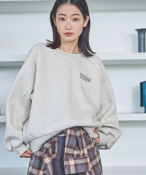 LAKOLE（ラコレ） トレーナー スウェット 裏起毛刺繍ロゴスウェット