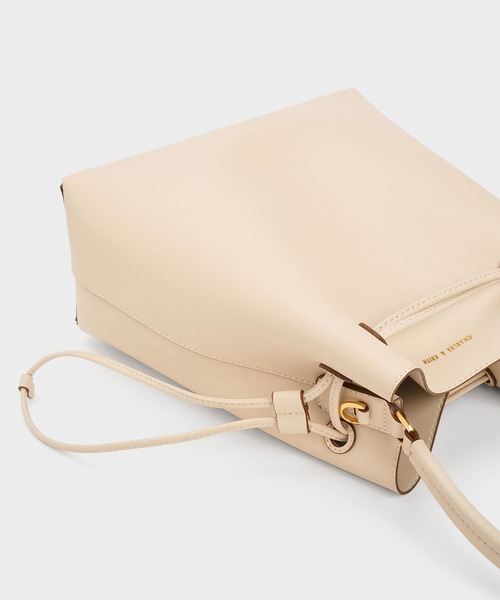 「CHARLES & KEITH」 2WAYバッグ L ダークブラック レディース