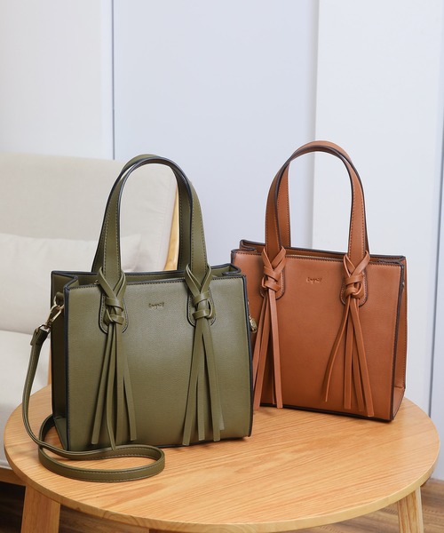 バッグ ハンドバッグ Ungrid アングリッド タッセルハンド 両アオリスクエアハンドバッグ Zozotown Paypayモール店 通販 Paypayモール