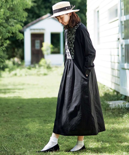 Sunny clouds（サニークラウズ） ワンピース あぜ道刺しゅうの魔女