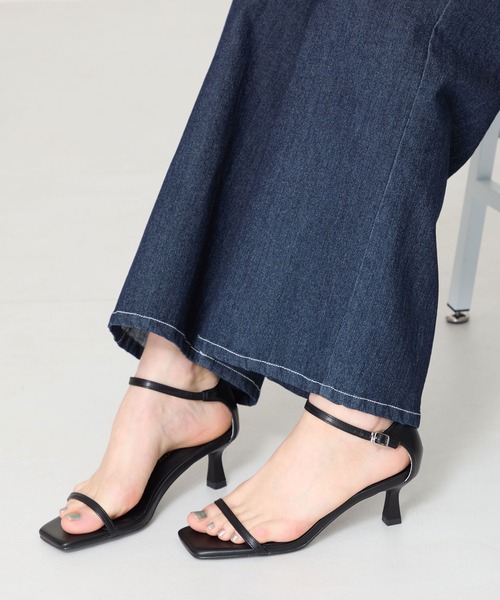 ビジョーナローストラップサンダル ビジョーナローストラップサンダル