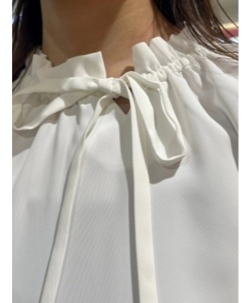 CASA FLINE オフホワイトブラウス　ギャザー入り長袖シャツ シャツ – CASA FLINE