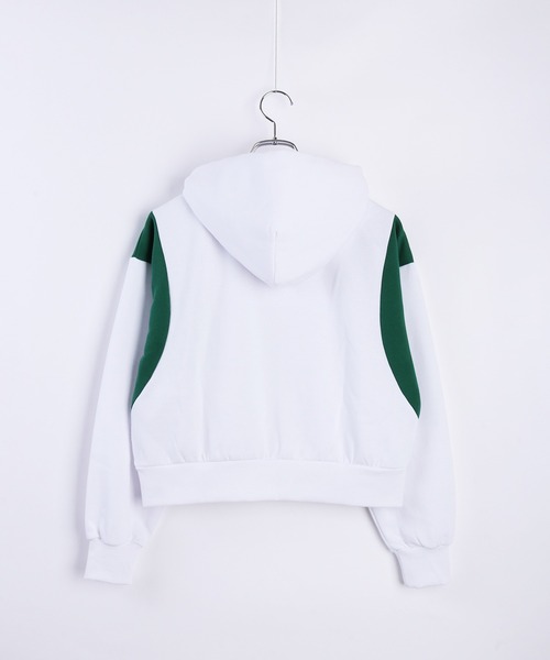 FILA♡【新品タグ付き】 2024FWストレッチ裏起毛のフーディ