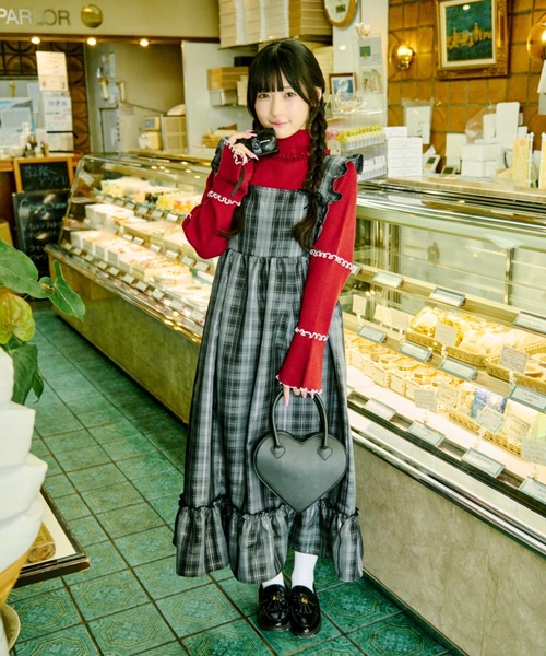 kutir ニット セーター 「クティールとレトロ」フレアスリーブ kutir ニット セーター 「クティールとレトロ」フレアスリーブ