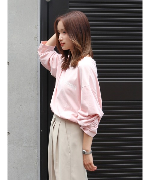 Ungrid　ロゴロングスリーブTee Ungrid（アングリッド）の「ロゴロングスリーブTee（Tシャツ