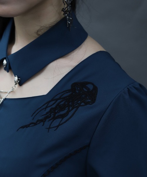 スモック刺繍チョーカーブラウス axes femme POETIQUE ブラウス シャツ クラゲ刺繍チョーカー襟ブラウス