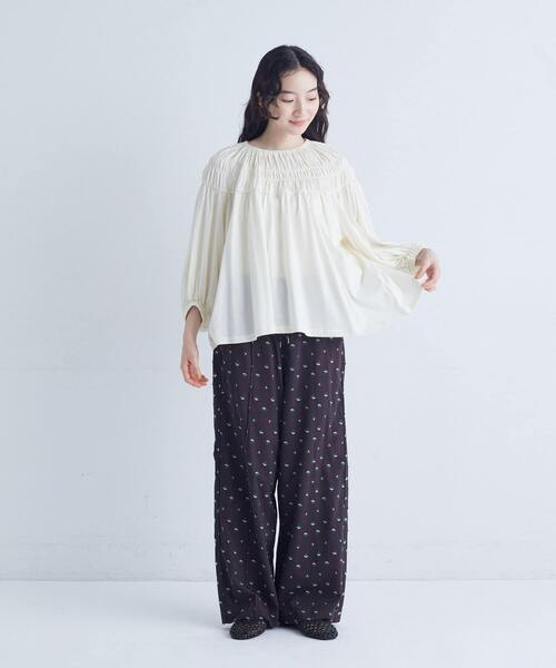 ビエラユーカリプリントスタンドカラーワンピース／ノップドゥノッド