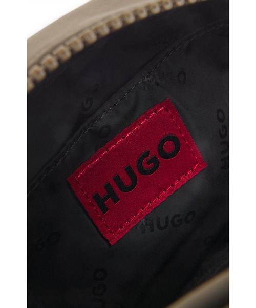 HUGO ショルダーバッグ クロスボディバッグ 3Dラバーロゴパッチ メンズ