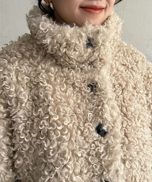 Thevon（ゼヴォン） ブルゾン アウター プードルファーミドル