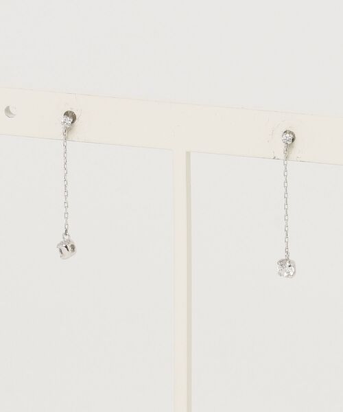 新品　Off-White ミニアロー ピアス(両耳用)　ゴールド 新品 Off-White ミニアロー ピアス(両耳用) ゴールド