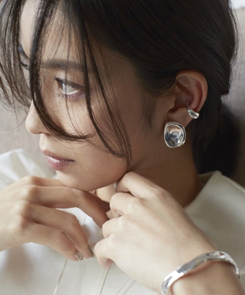 「Nothing And Others」 イヤリング(両耳用) FREE シルバー レディース_画像4