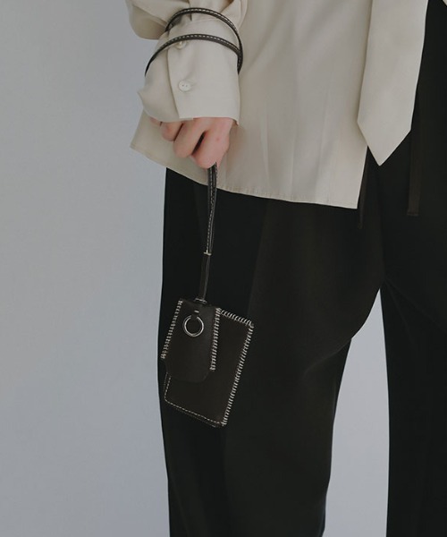 ETRE TOKYO（エトレトウキョウ） パスケース スクエアパース