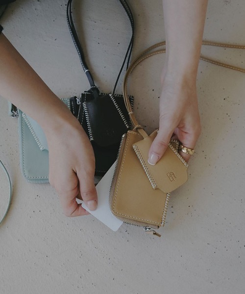 ETRE TOKYO（エトレトウキョウ） パスケース スクエアパース