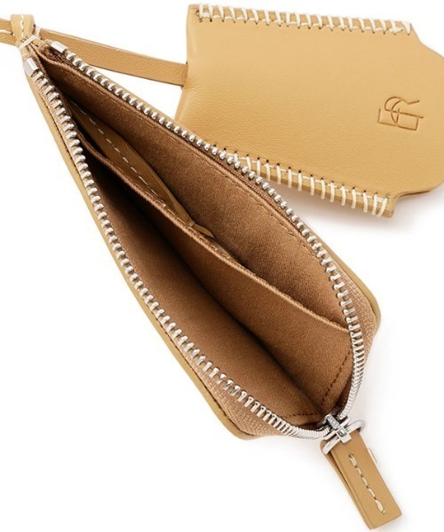 ETRE TOKYO（エトレトウキョウ） パスケース スクエアパース