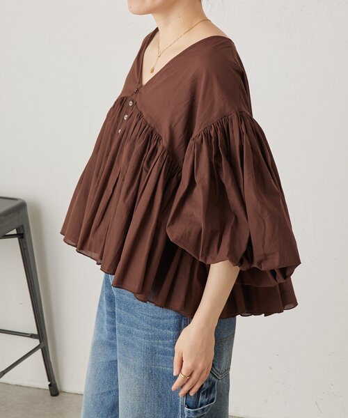 BEARDSLEY（ビアズリー） ブラウス シャツ たっぷりギャザーVネック