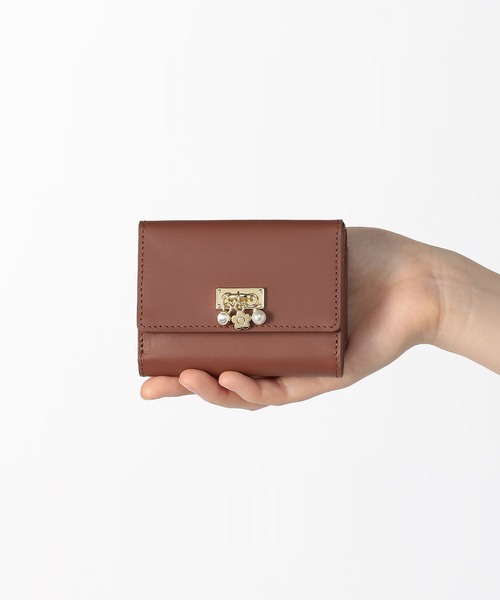 MARY QUANT（マリークヮント） 財布 マリークワント スウェイチャーム