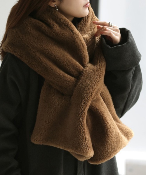 HUG.U（ハグユー） マフラー ストール ボリュームフェイクファー