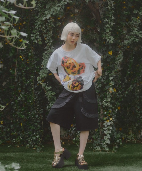 manana suerteハーフパンツ美品　ブラックM manana suerte パンツ フリルハーフパンツ レディース