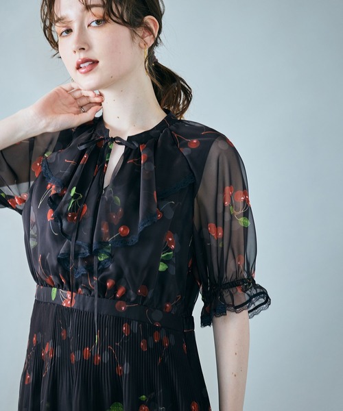 Audie a Muses（オーディア ミューズ） ワンピース チェリープリント