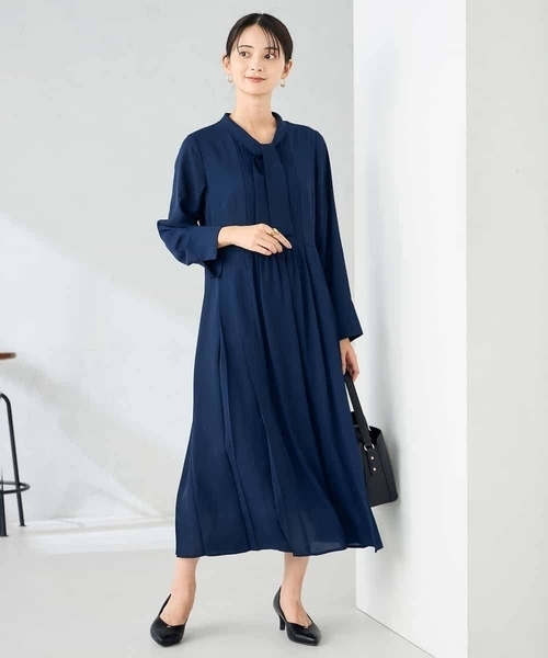 ワンピース 「洗える/WEB限定」ボウタイタックワンピースの画像