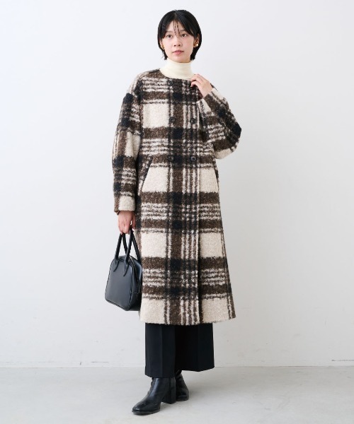 IEDIT（イディット） ノーカラーコート コート チェックが印象的に着