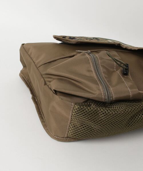 「BEAMS」 ショルダーバッグ ONE SIZE ブラック メンズの画像