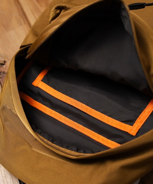どんなシー リュック PayPayモール店 - 通販 - PayPayモール Slant Daypack ZOZOTOWN ⏥きすぎず