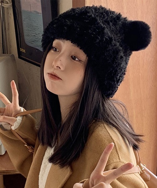Basicks クマ耳付きピンクニット帽 BASICKS/ベーシックス】Bear Beanie（ニットキャップ/ビーニー