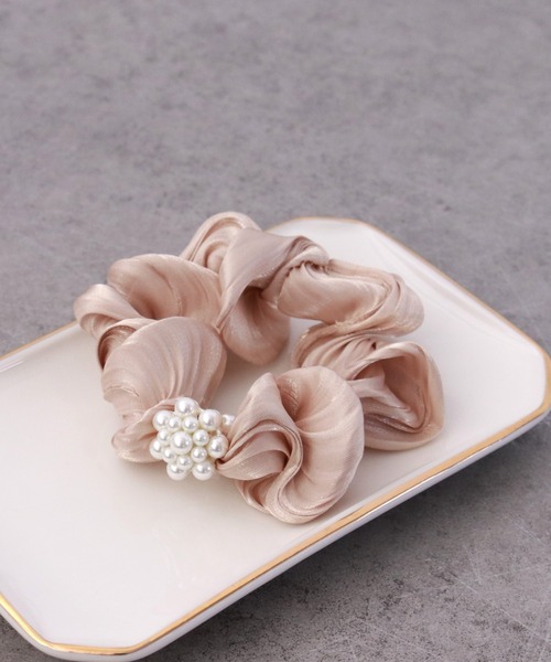 Three Four Time（スリーフォータイム） シュシュ パールビジュ