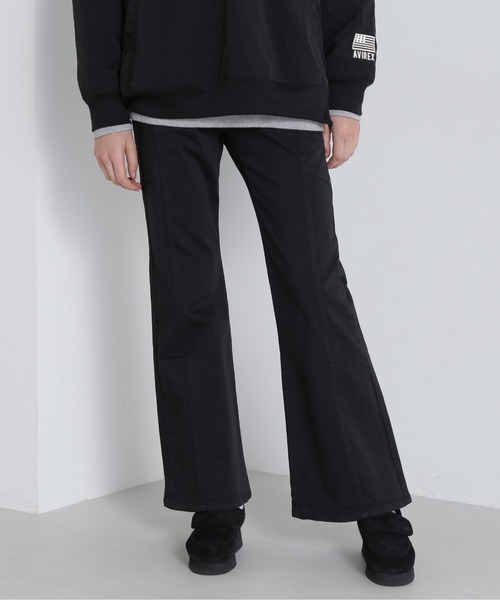 AVIREX ブラックレザー ストレートパンツ AVIREX（アヴィレックス） チノパン 「直営店限定」SATIN FLARE STRECH