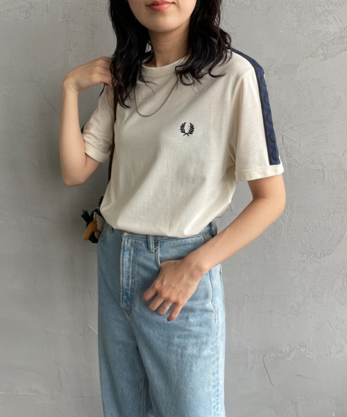 【FRED PERRY】ショルダー コントラスト ロゴ テープ Tシャツ ♪ FRED PERRY フレッドペリー コントラスト テープ リンガー T