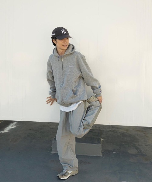 BROKEN BASE RUSSEL × Broken Base ジップパーカー RUSSELL × Broken Base Zip Hoodie – YZ