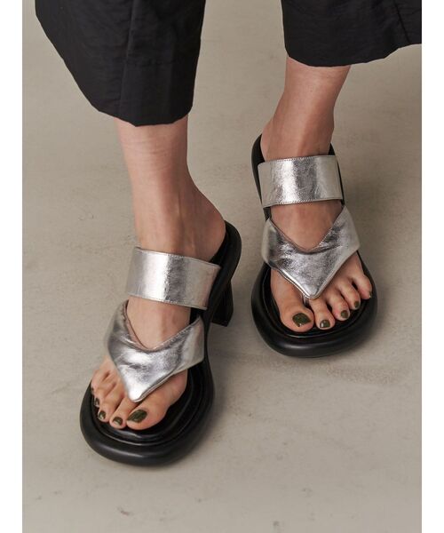 UN3D. サンダル PLUMP THONG SANDAL / プランプトングサンダル