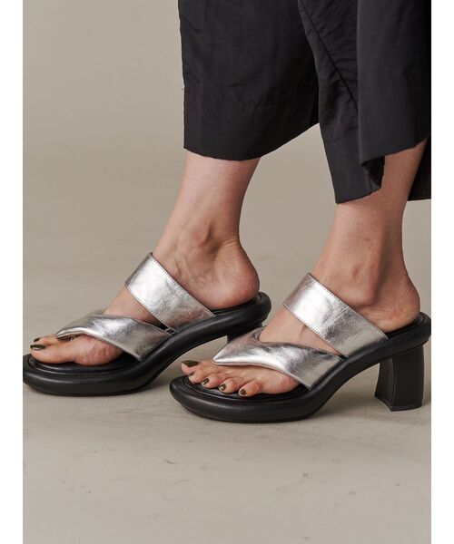 un3d. PLUMP THONG SANDAL / プランプトングサンダル UN3D. サンダル PLUMP THONG SANDAL / プランプトングサンダル