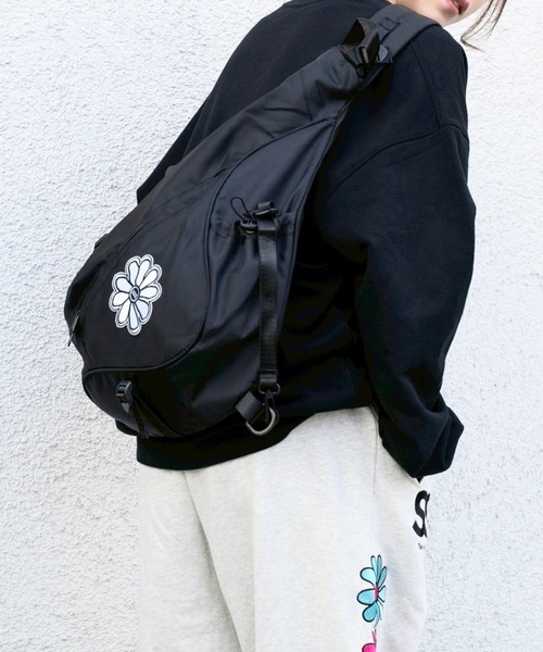 sss satti mouse（エスエスエス サッチ マウス） ショルダーバッグ