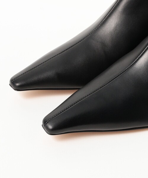 HENRI EN VARGO Mathilda ショートブーツ　レザー HENRI EN VARGO Mathilda ショートブーツ HENRI EN VARGO Mathilda