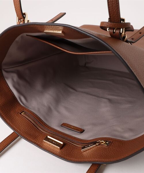 MICHAEL KORS（マイケルコース） トートバッグ QUINN ぺブル レザー
