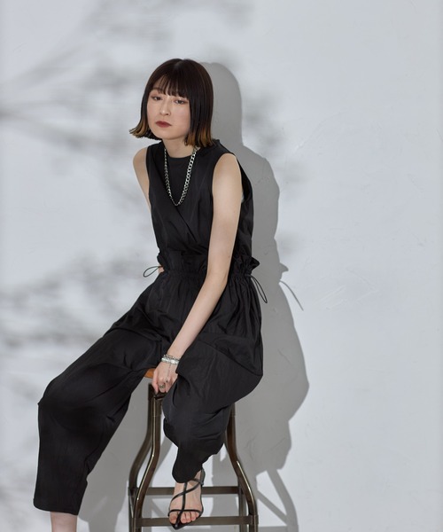 each alchemist 「each」 オールインワン FREE ブラック レディース