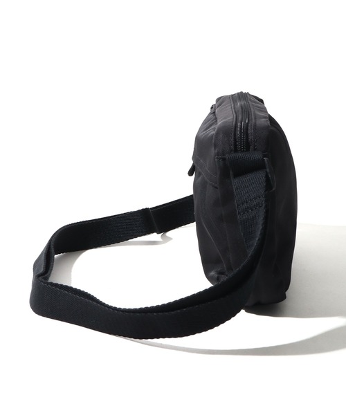 Calvin Klein（カルバン・クライン） ショルダーバッグ 「Calvin Klein