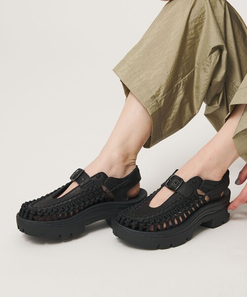 サンダル 「KEEN」UNEEK プラットフォーム メリージェーン サンダル レディースの画像