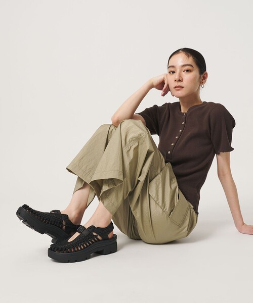 サンダル 「KEEN」UNEEK プラットフォーム メリージェーン サンダル レディースの画像