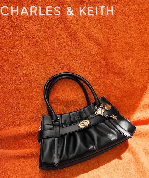 CHARLES ＆ KEITH（チャールズ&キース） ウエストポーチ ウエスト