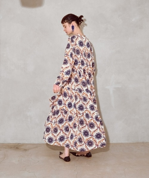 manana suerte（マニャーナスエルテ） ワンピース スカーフプリント