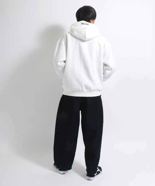 THRASHER（スラッシャー） パーカー ブランドロゴワンポイント刺繍