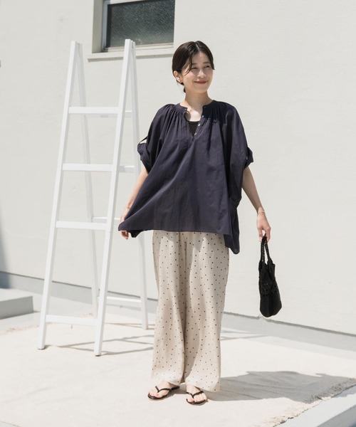 URBAN RESEARCH DOORS - 新品タグ付◉ GREGE コットンボイルロールアップスリーブブラウス URBAN RESEARCH DOORS ブラウス シャツ コットンボイルロール