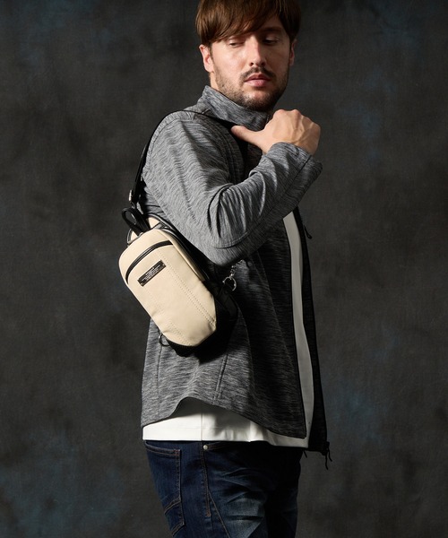 HIDEAWAYS NICOLE（ハイダウェイ ニコル） ウエストポーチ ミニボディ