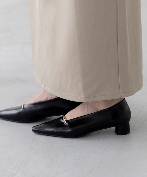 welleg（ウェレッグ） パンプス 「 極やわ 」ゴールドバー 3cmヒール