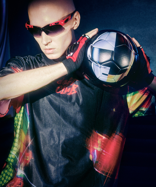 PLEASURES（プレジャーズ） tシャツ × DAFTPUNK DAFT CLUB SPORT SHIRT