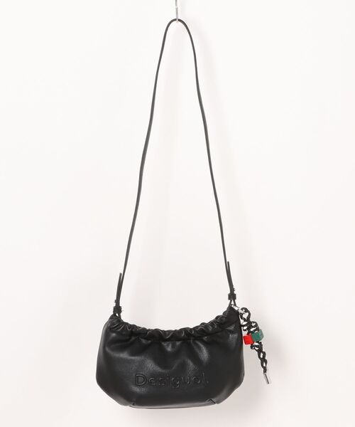 Desigual（デシグアル） ショルダーバッグ バッグ チャーム付き
